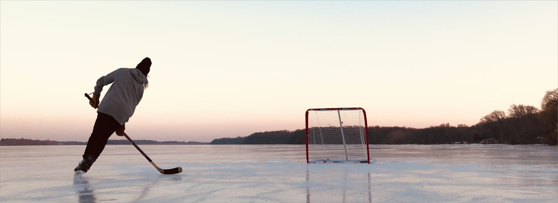 Hockey Shop -Hockey Shop taylor friehl byhpFPXLdy4 unsplash1